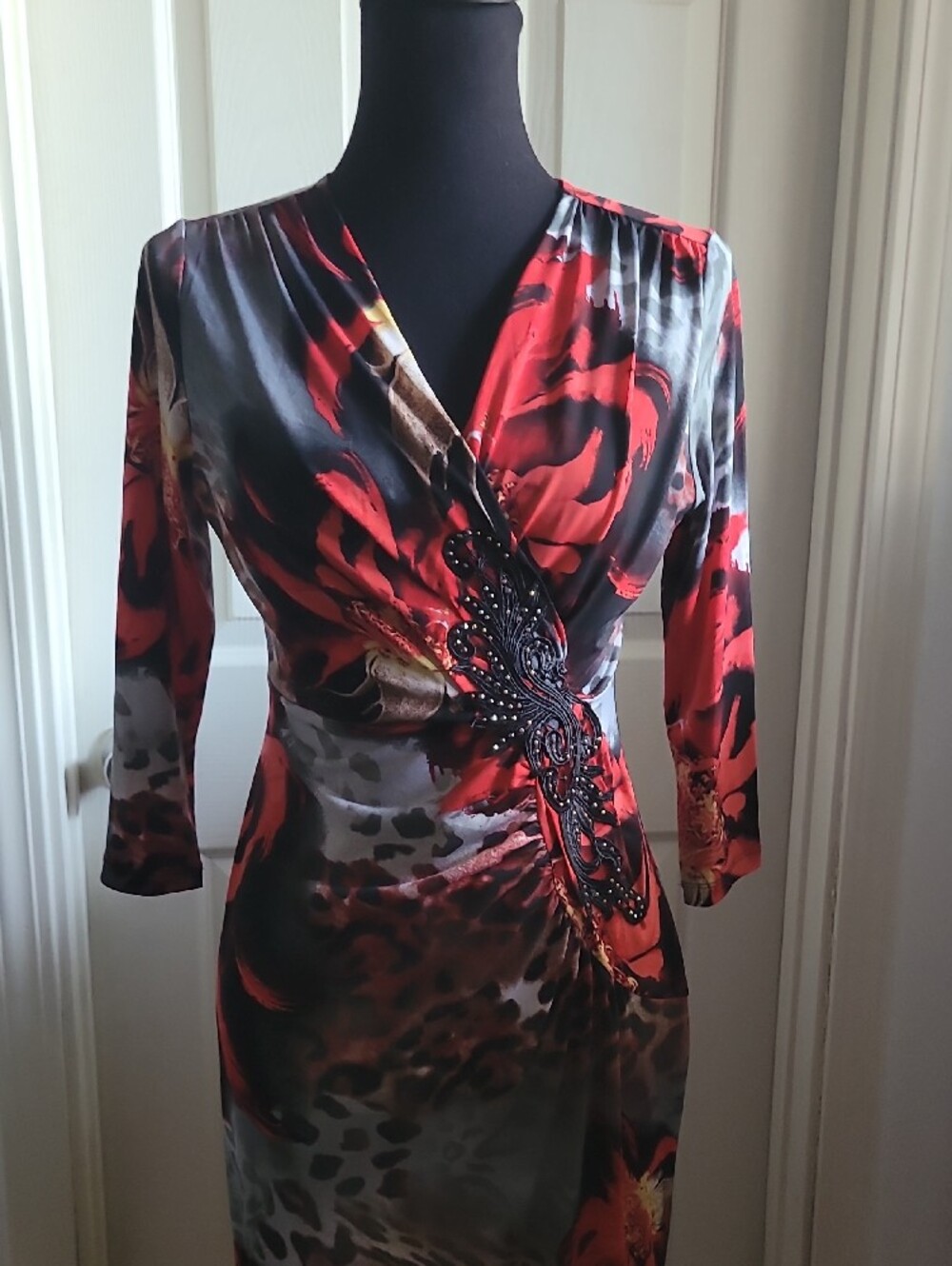 Boston Proper Red Black Wrap Midi Dress SUPER STRETCHY NEW WITH TAG S CRYSTALS - Picture 10 of 17